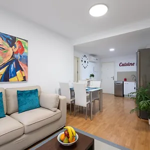 Maninindra Hideaway - W/2 Bedrooms, A/C, Free Wifi Apartamento
