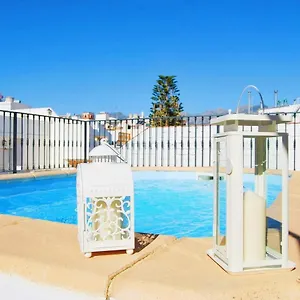 ap317-casa-aileen.hotelsinnerja.org/